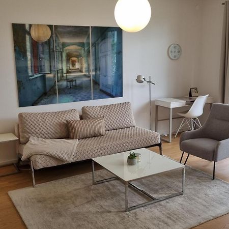 Luxi Luxurioeses Appartement Mit Terrasse Und Garten Mitten In Berlin Eksteriør billede