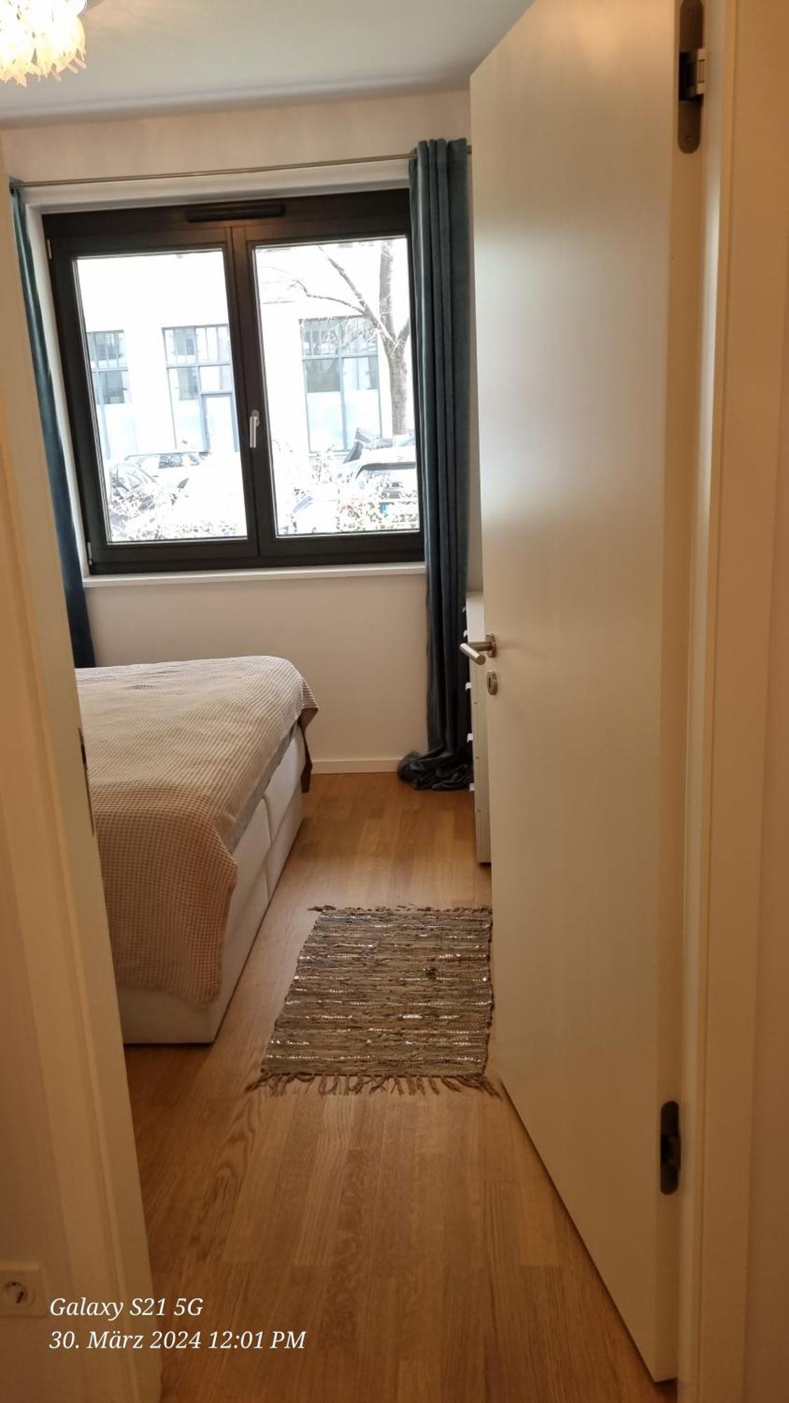 Luxi Luxurioeses Appartement Mit Terrasse Und Garten Mitten In Berlin Eksteriør billede